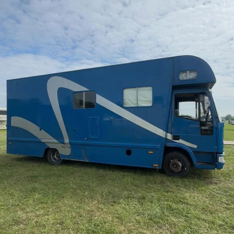 Iveco 7.5T 3-Stall Horsebox